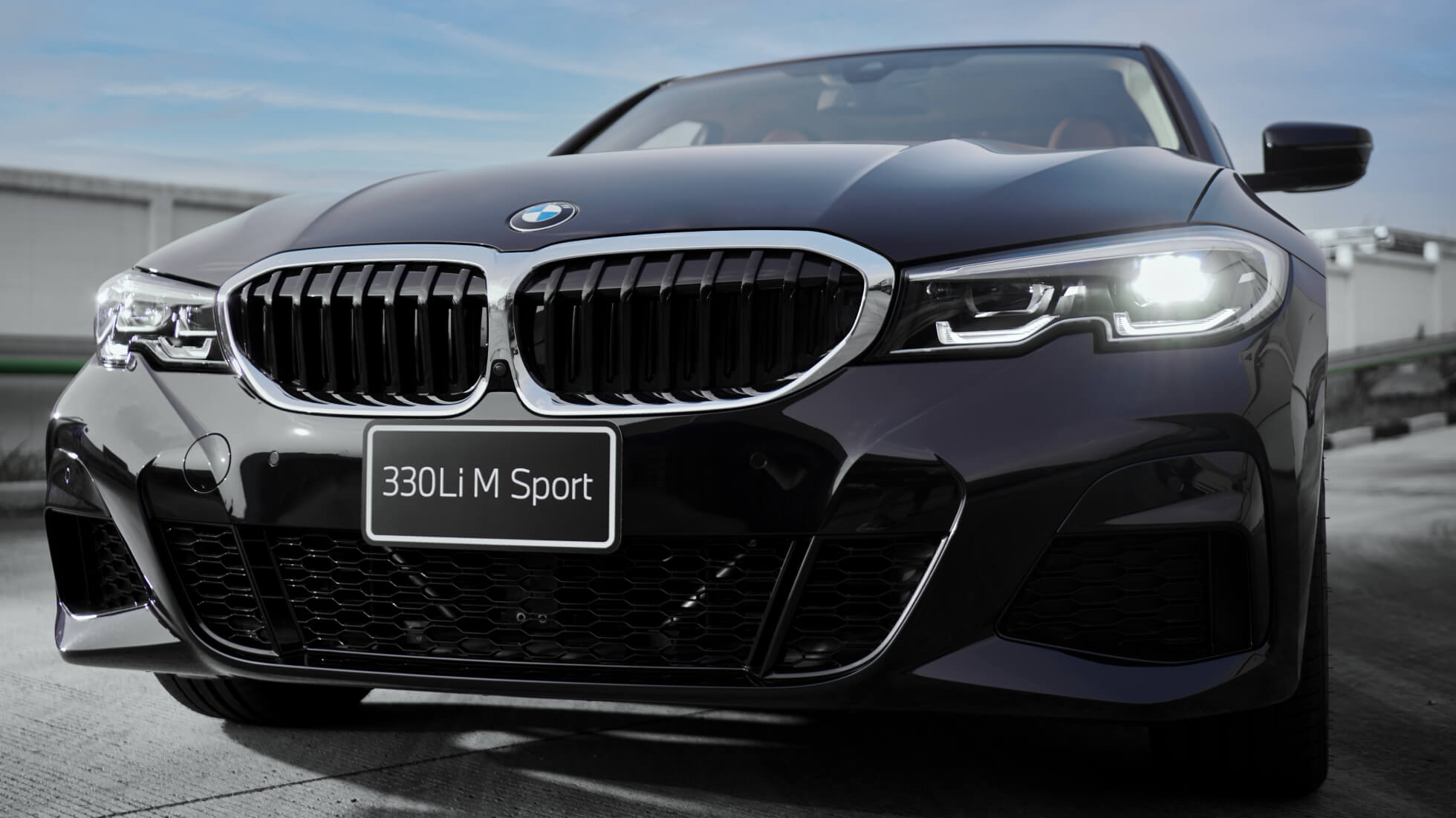 BMW 3 Series Sedan long-wheelbase G28 2021 M Sport package interior seats in leather 'Vernasca' Mocha BMW 3 Series Sedan long-wheelbase G28 2021 M Sport package interior seats in leather 'Vernasca' Mocha
